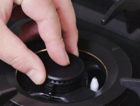 煤气灶打不着火的快速解决方法（解决煤气灶无法点火问题的实用技巧）