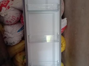 冰箱门失去吸力的解决方法（让冰箱门重获吸力的简单方法）