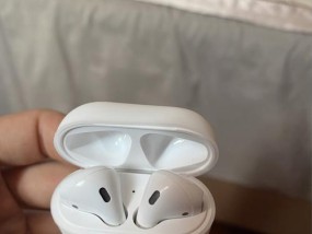 苹果蓝牙耳机1代和2代的区别（一代与二代苹果蓝牙耳机的差异及功能对比）