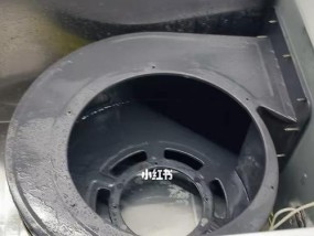 小区清洗抽油烟机的正确方法（为您打造一个清新健康的厨房环境）