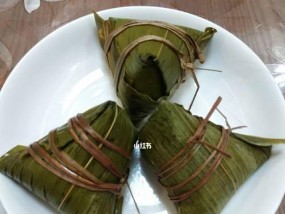 粽子包法详细图解教程（手把手教你包出美味可口的粽子）