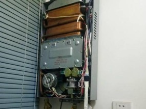 万和热水器E2代码故障排查（快速解决热水器E2代码故障问题）