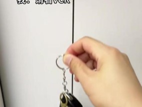 手机拍照挂钩怎么用的啊？挂钩的正确使用方法是什么？