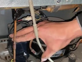 解决美菱冰箱出现E故障的方法（了解常见的E故障代码及其解决方案）