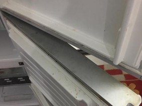 解决冰柜结霜问题的有效方法（针对冰柜结霜问题）