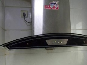 清洗油烟机后仍有烟味（如何彻底去除清洗后的油烟机烟味）