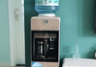 管线饮水机接头方法解析（实用技巧助你轻松完成管线饮水机的接头安装）