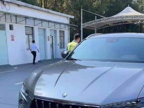 如何用手机拍摄清晰的车牌照片？