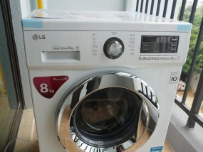 解析滚筒洗衣机显示E1故障的原因及处理方法（了解滚筒洗衣机故障码E1的含义与解决方案）