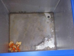 冰柜门关不上怎么办？快速修复方法有哪些？