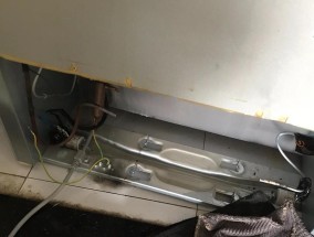 冰箱不制冷但压缩机正常运转是怎么回事？