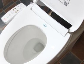 马桶溅水问题解决之道（科学调整水流）