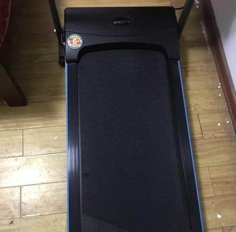 跑步机卡咋回事（了解跑步机卡滞的原因与解决方法）  第1张