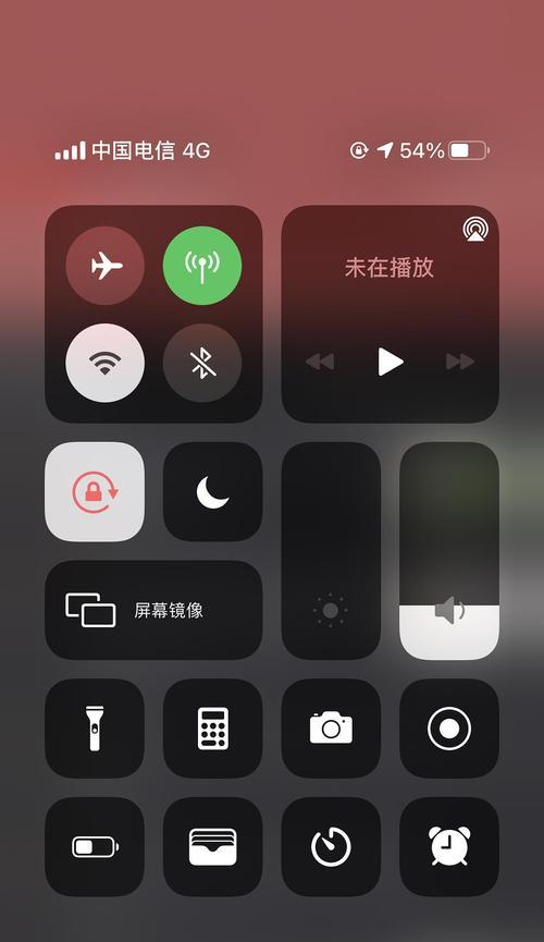 苹果照片消失事件揭秘（手机中的奇怪现象引发用户困惑）  第1张