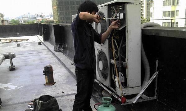 冰柜压缩机焊接加氟方法（优化冰柜压缩机维修技术）  第1张