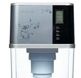 净水器储水桶的无损拆解方法（轻松拆解净水器储水桶）  第1张