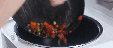如何降低电饭煲焖饭的噪音（电饭煲噪音大）  第1张