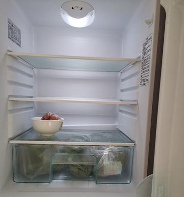 冰箱保鲜室不冷的原因及解决方法（如何解决冰箱保鲜室不冷的问题）  第2张