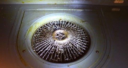 自制洗油烟机清洗方法（简单、环保、高效）  第2张
