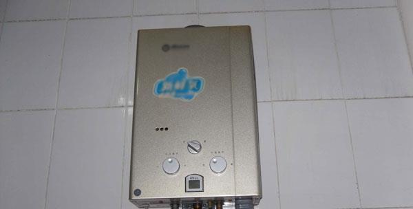 插上电源为什么热水器不通电（揭秘热水器不通电的原因及解决方法）  第3张