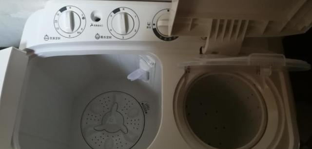 洗衣机不排水的原因及解决方法（洗衣机不排水的常见问题和解决技巧）  第2张