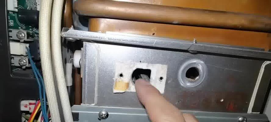 樱花热水器E6代码故障维修指南（解决E6故障的简单方法及维修步骤）  第2张