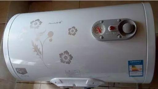 热水器清洗后仍发黄问题解决方法（清洗方法不当导致水质黄变）  第1张