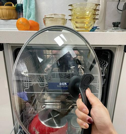 正确使用洗碗机的进水方法（让洗碗机发挥最佳效果的技巧）  第3张