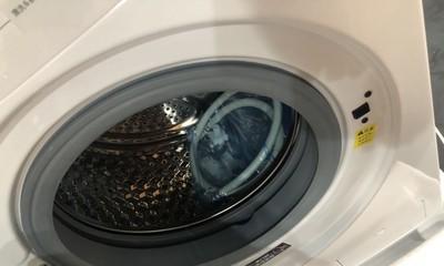 日立洗衣机C02故障解决方案（解析日立洗衣机C02故障及修复技巧）  第3张