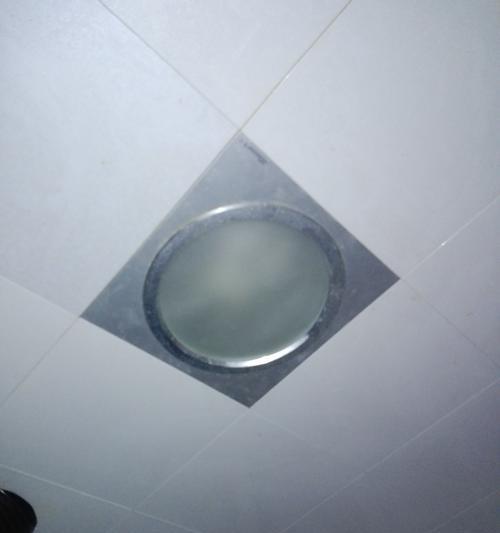 厨房灯坏了，如何更换（厨房灯更换的维修方法和注意事项）  第3张