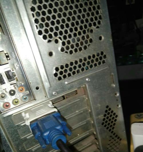 显卡点不亮显示器的原因及解决方法（探究显卡故障导致显示器无法亮屏的可能性与解决方案）  第2张