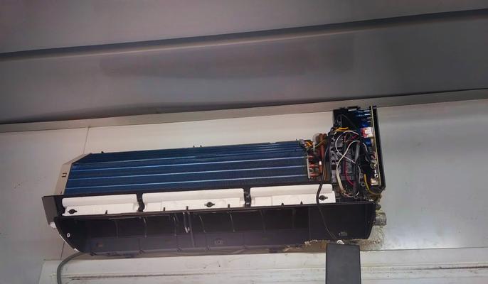 奥克斯柜机空调E3故障代码及原因解析（了解E3故障代码的含义和故障原因）  第2张