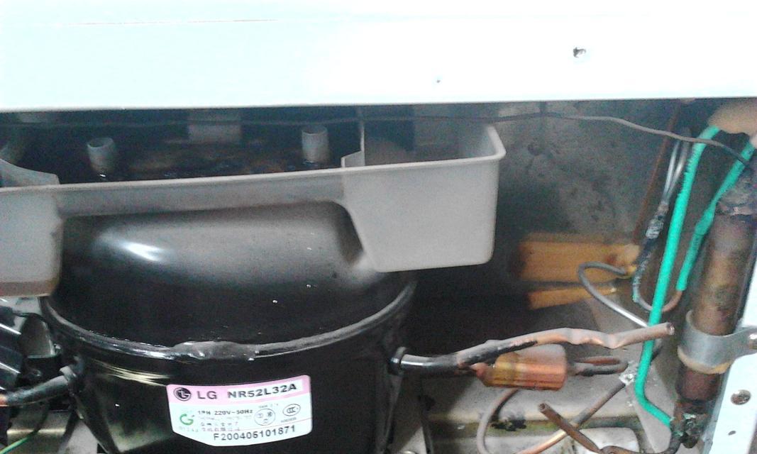 夏普冰箱不制冷怎么解决（探究夏普冰箱不制冷的原因与解决方法）  第2张