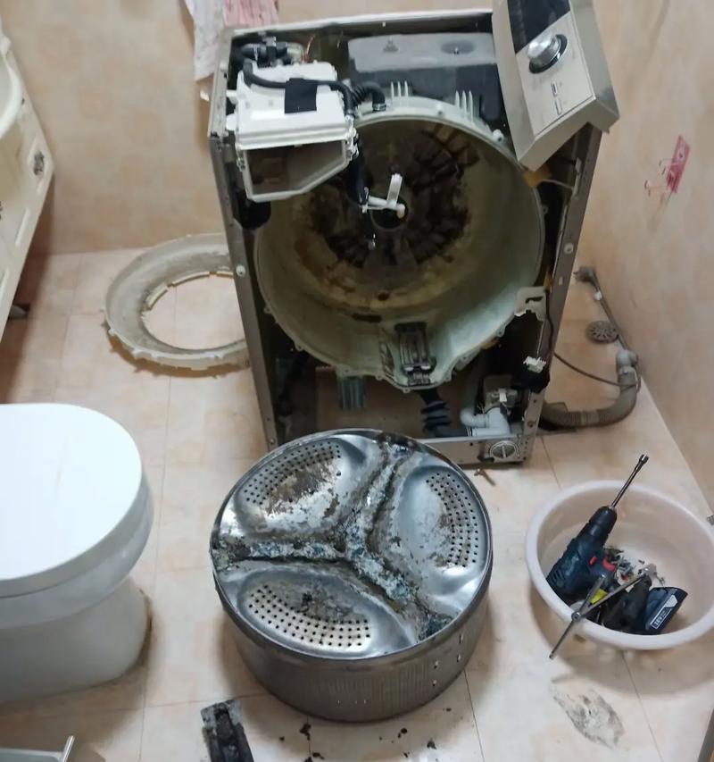 海尔洗衣机脱水不转怎么办（解决脱水不转的简易方法）  第3张