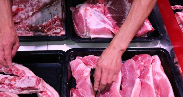 冷冻肉类的保鲜时间有多长（了解肉类冷冻时间的重要性及正确冷冻方法）  第1张