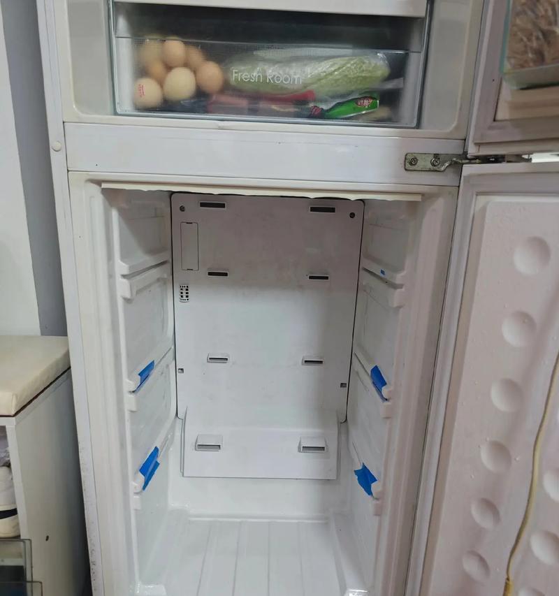 冰箱嗡嗡响大声怎么办（探索冰箱嗡嗡响大声的原因及解决方法）  第1张