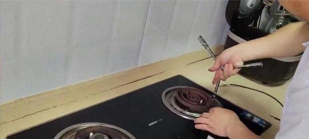探究燃气灶点燃后迅速熄火的原因（了解引起燃气灶点燃后迅速熄火的主要因素及解决办法）  第3张