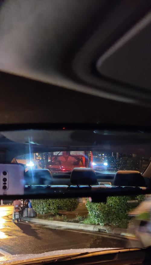 家用投影仪出现重影是什么原因？如何解决？  第3张