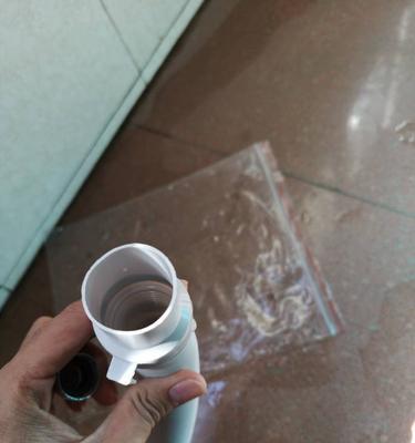 胶水粘在洗衣机上怎么处理？有效去除方法是什么？  第1张