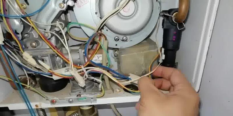 Bosch热水器显示E2代码怎么办？故障原因及解决方法是什么？  第1张