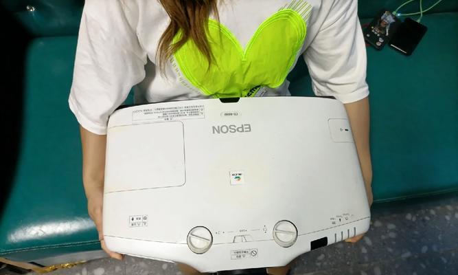 投影仪开机声音大是什么原因？如何解决？  第3张