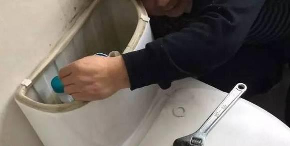 马桶水箱水上不来是怎么回事？如何快速解决？  第3张