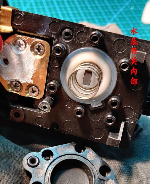 即热式热水器拆洗方法是什么？如何正确拆洗维护？  第3张