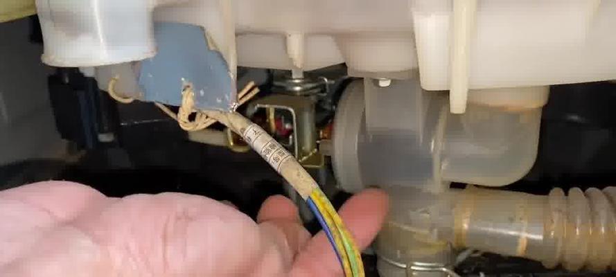 三洋滚筒洗衣机出现u3故障代码该如何解决？  第1张
