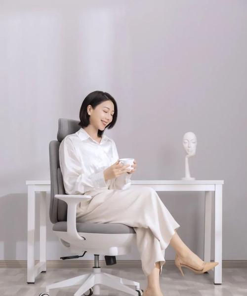 椅背平板支架磁吸安装步骤是什么？  第3张
