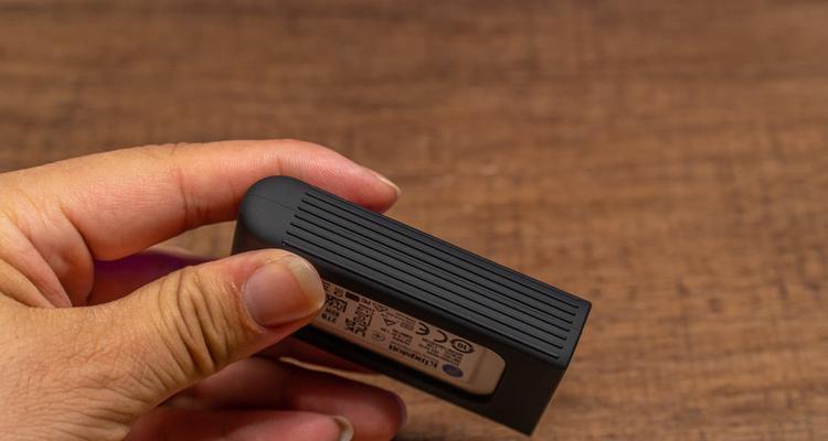 移动硬盘固态迷虎使用方法是什么？操作中常见问题如何解决？  第1张